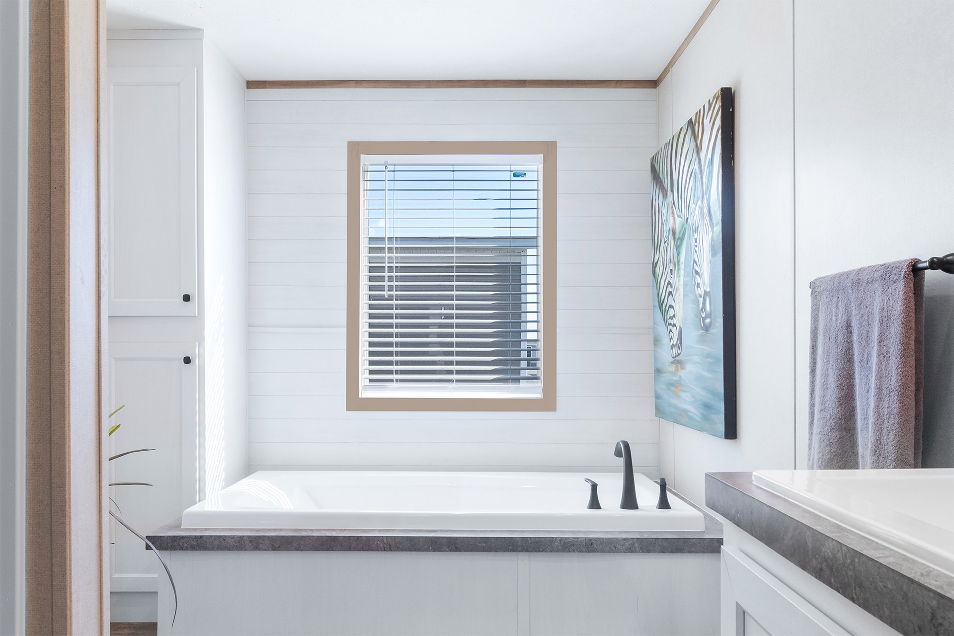 Optional Linen Storage